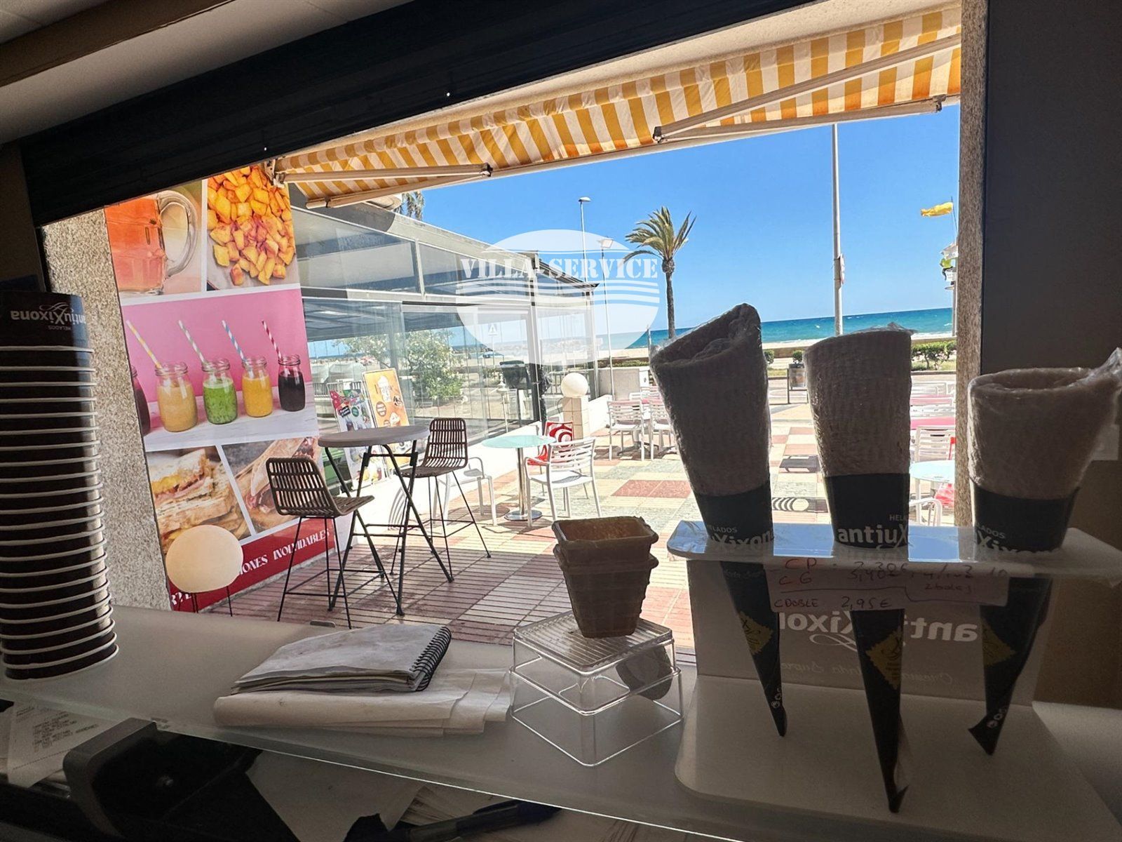 image ¡Gran oportunidad! 🌟 Local comercial en Cunit en el Passeig Marítim 3