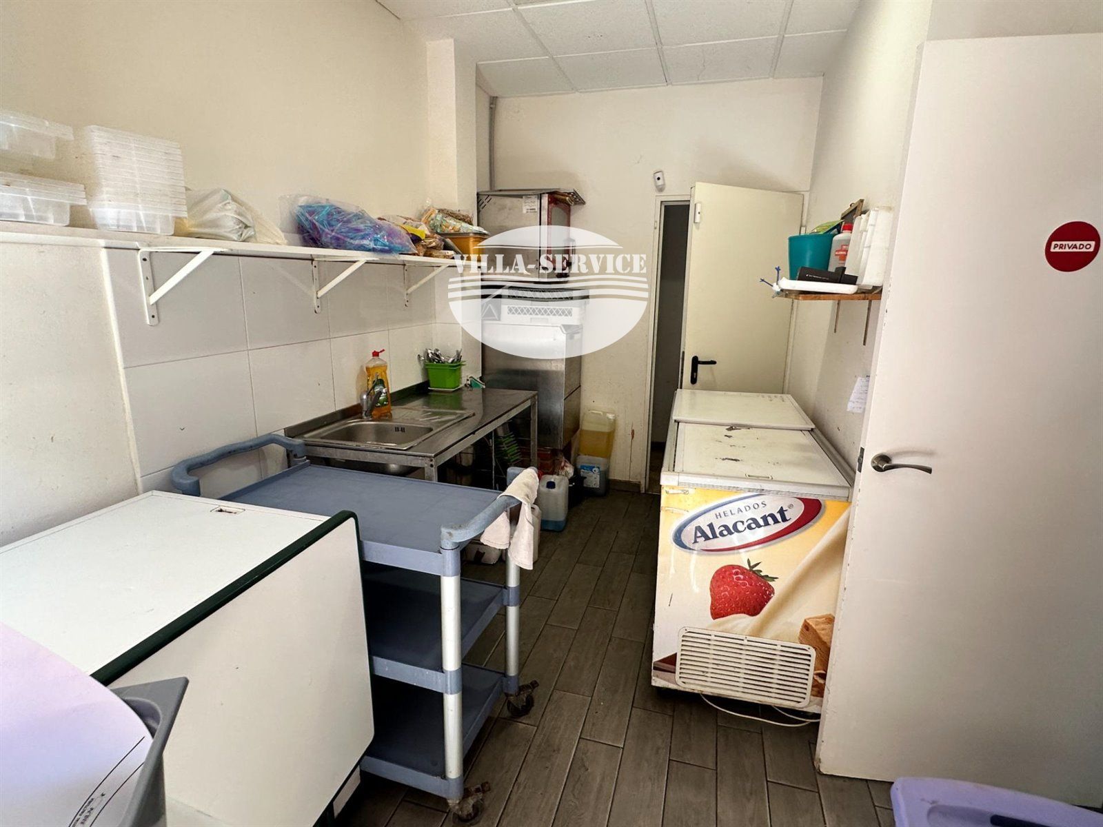 image ¡Gran oportunidad! 🌟 Local comercial en Cunit en el Passeig Marítim 14