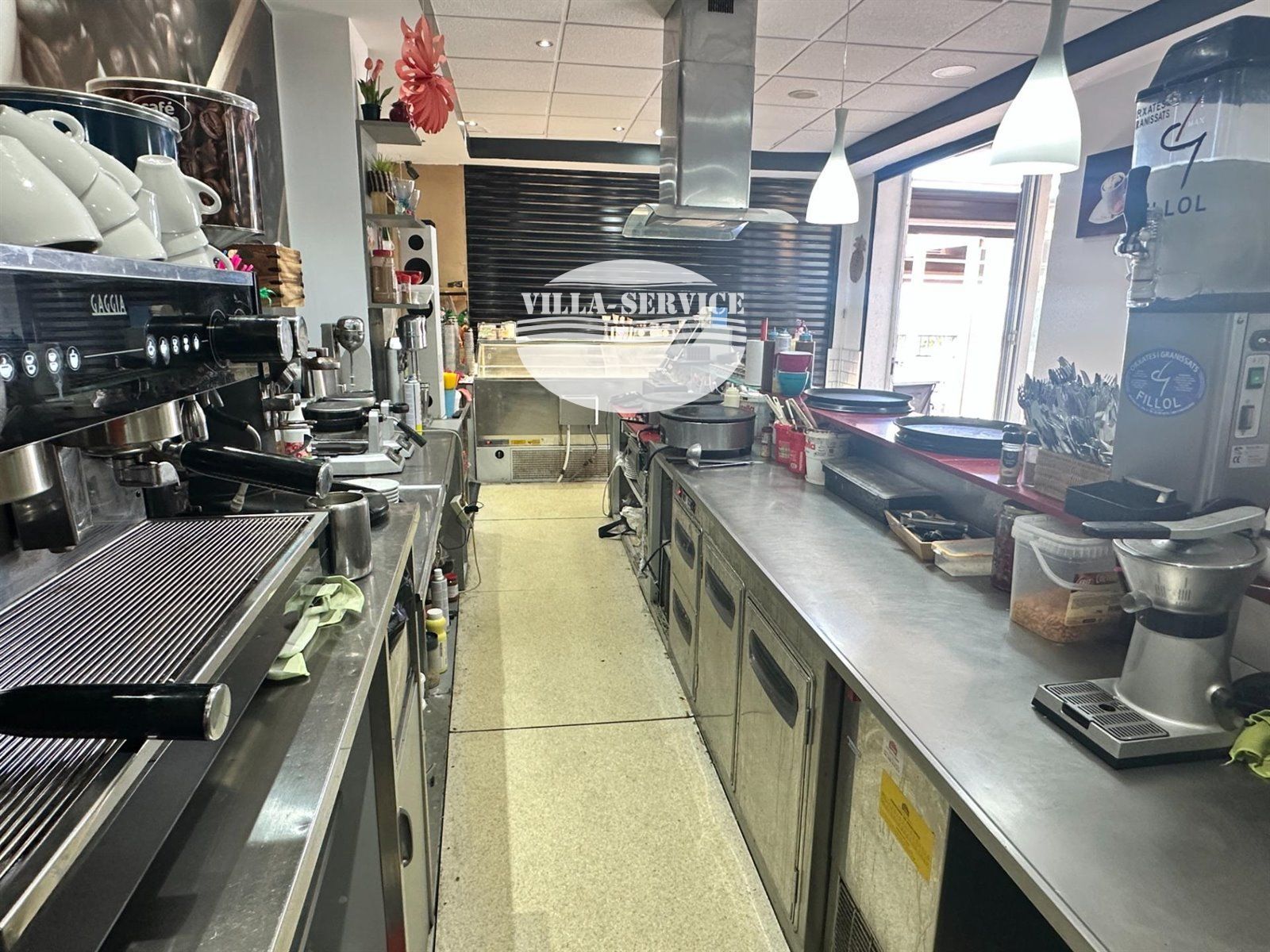 image ¡Gran oportunidad! 🌟 Local comercial en Cunit en el Passeig Marítim 19