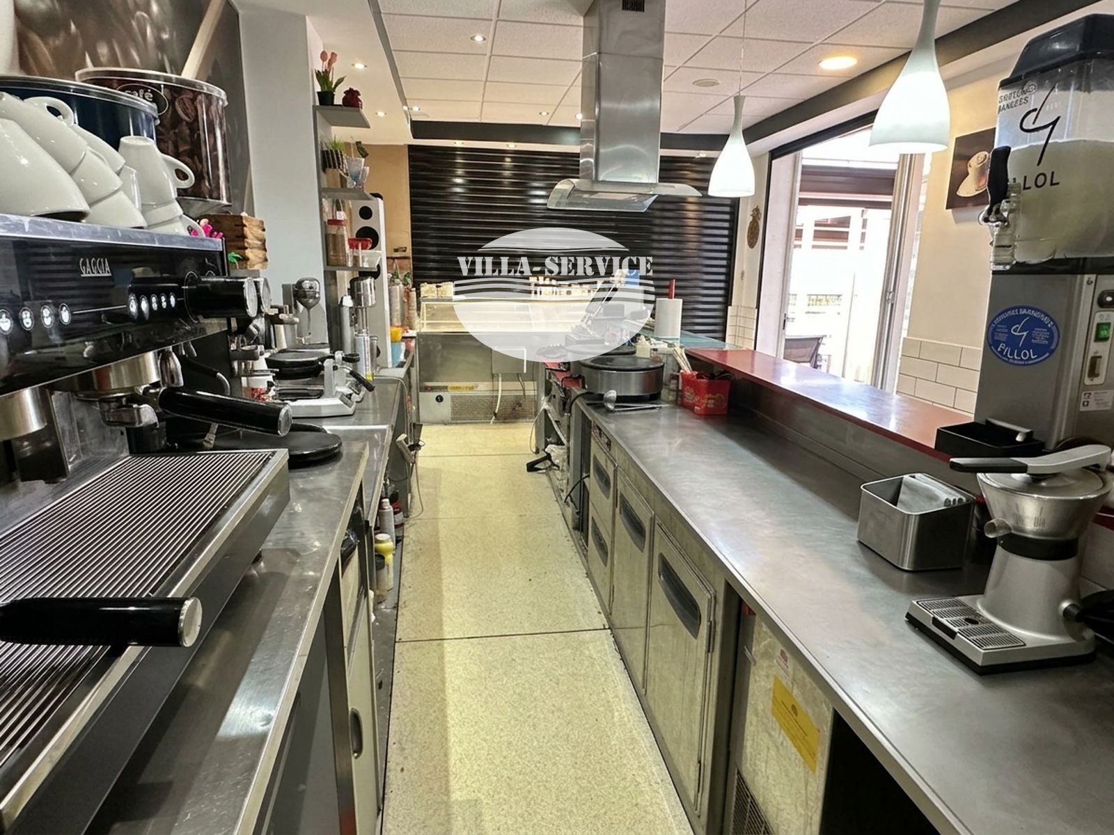 image ¡Gran oportunidad! 🌟 Local comercial en Cunit en el Passeig Marítim 14