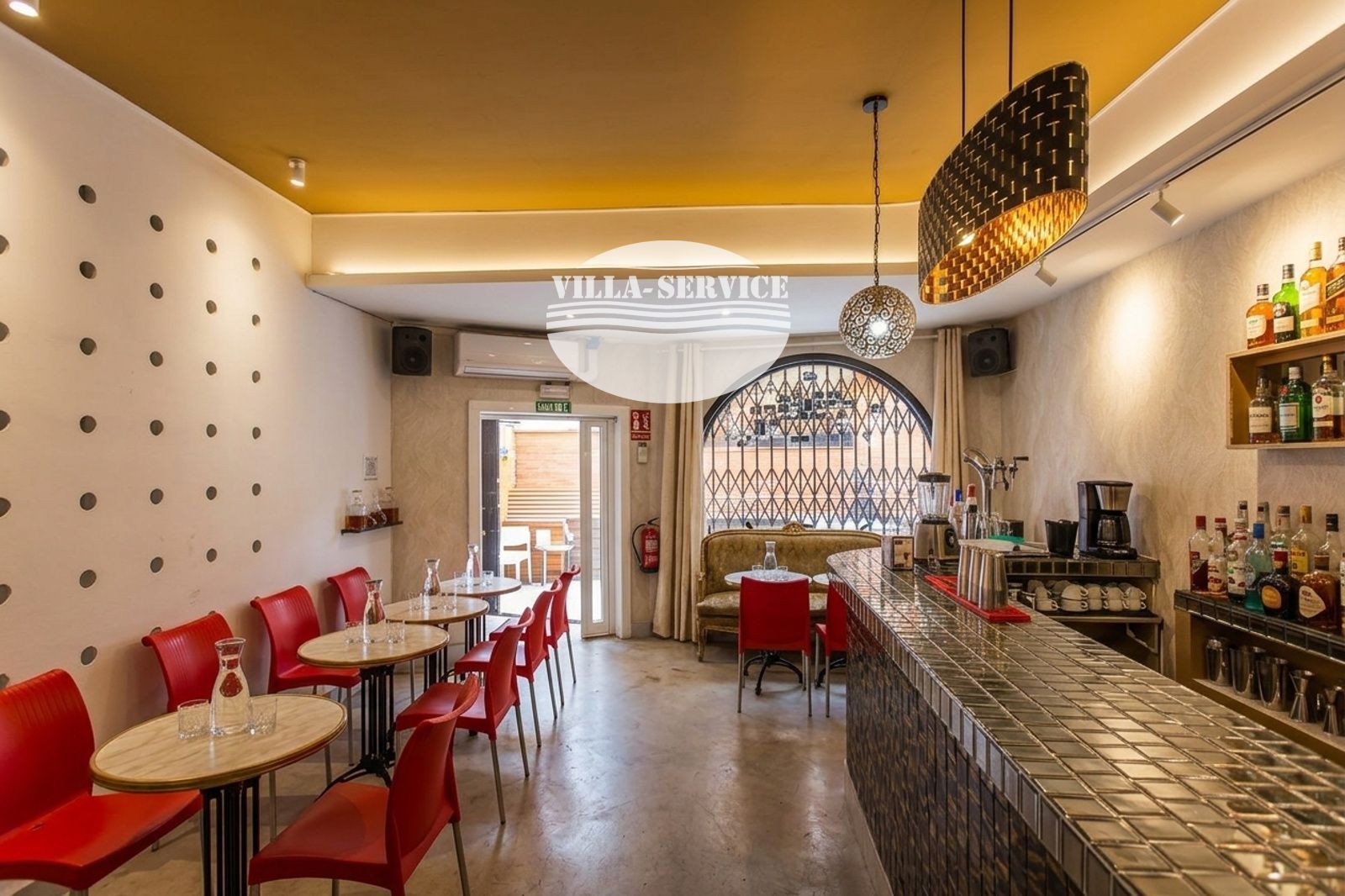 🏢 Local Comercial en Platja de Calafell – ¡Ubicación estratégica! 🏖️