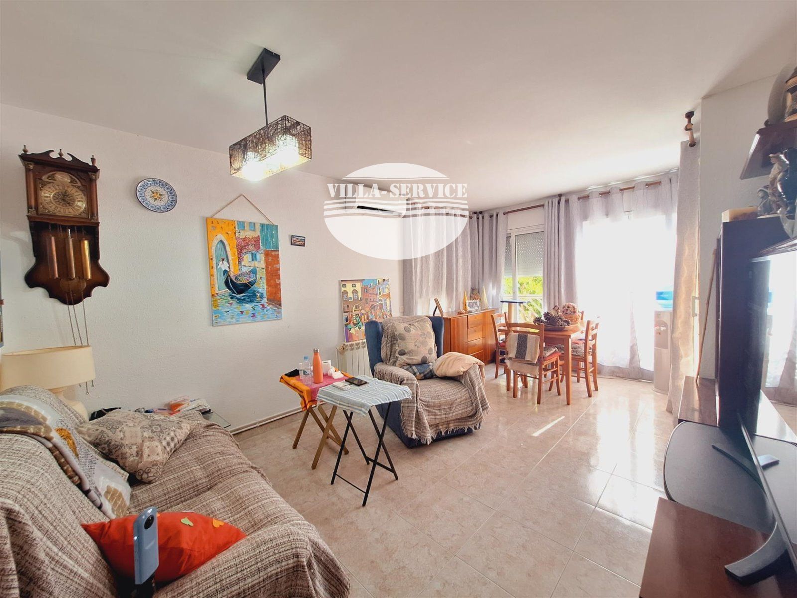 image PRECIOSA PLANTA BAJA EN EL CORAZÓN DE CUBELLES 9