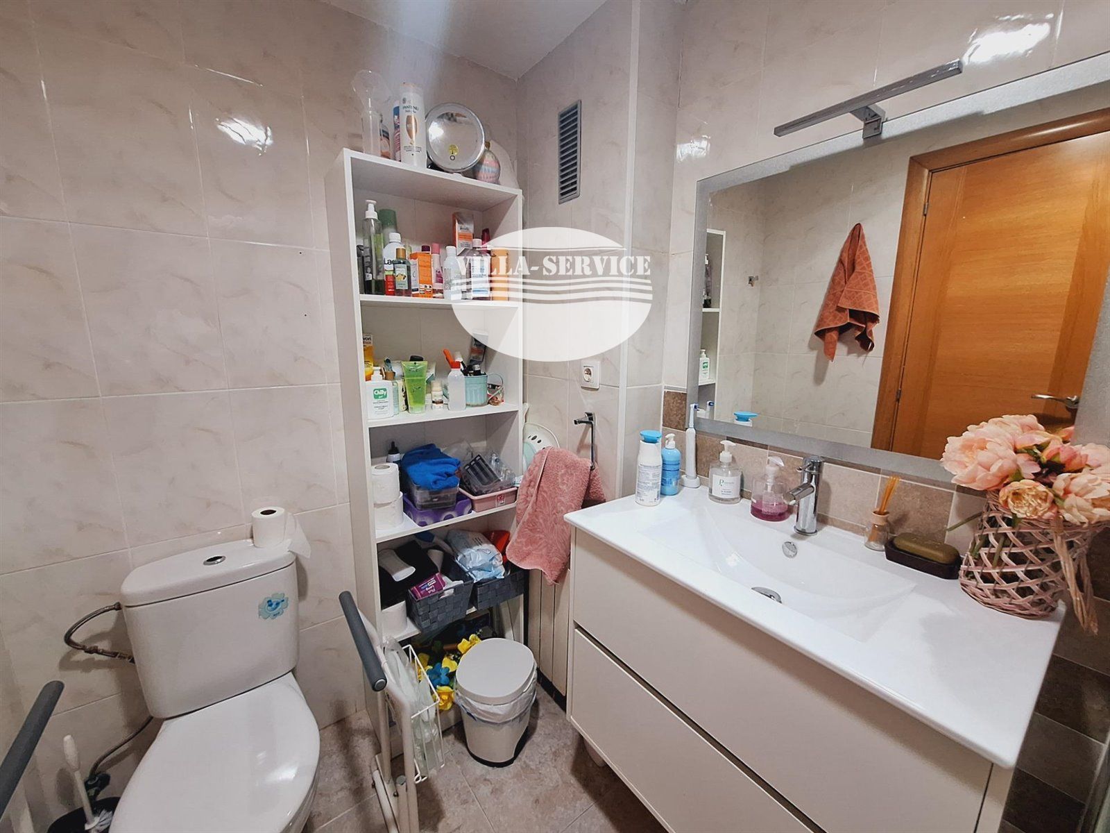 image PRECIOSA PLANTA BAJA EN EL CORAZÓN DE CUBELLES 12