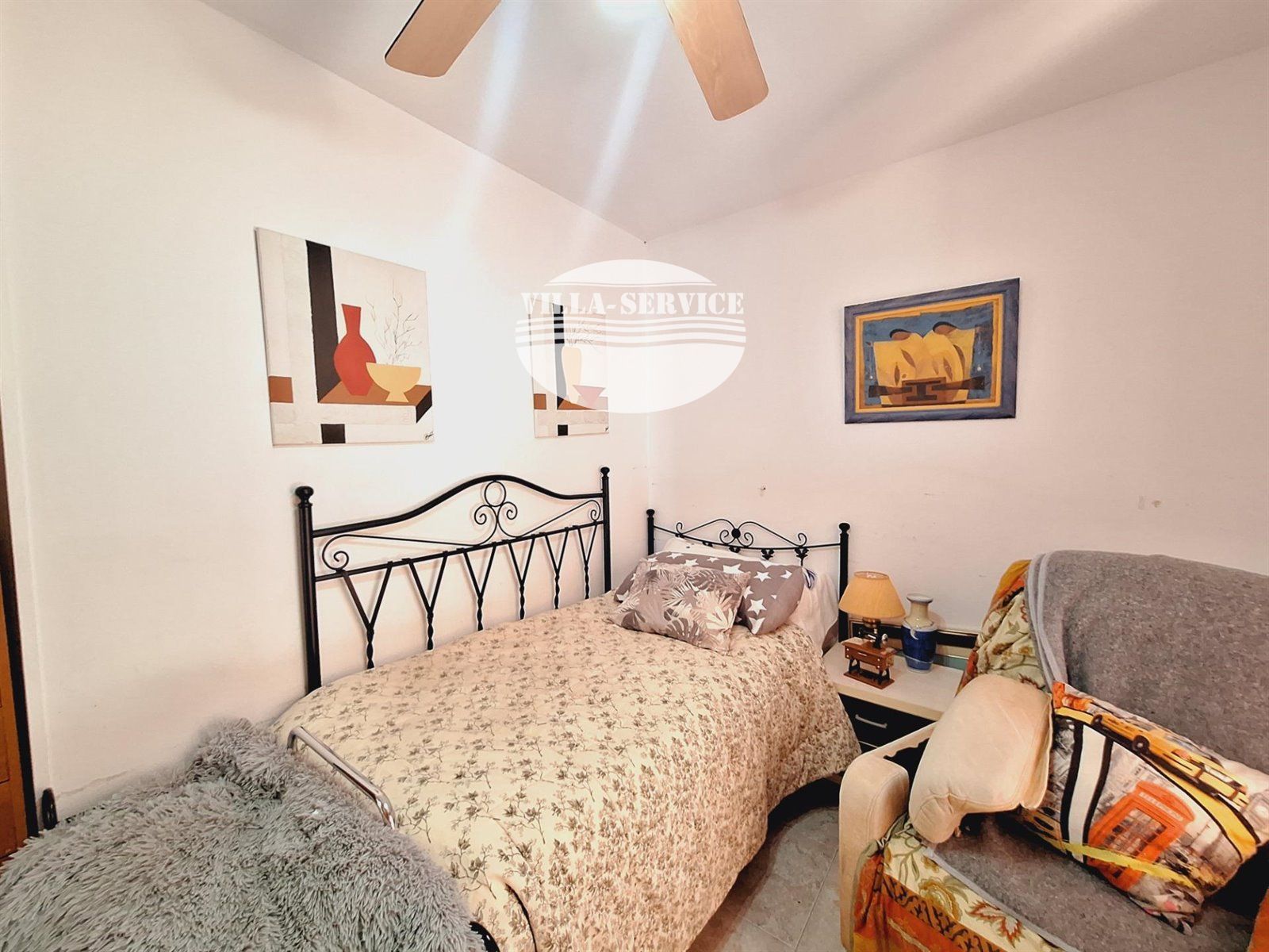 image PRECIOSA PLANTA BAJA EN EL CORAZÓN DE CUBELLES 17