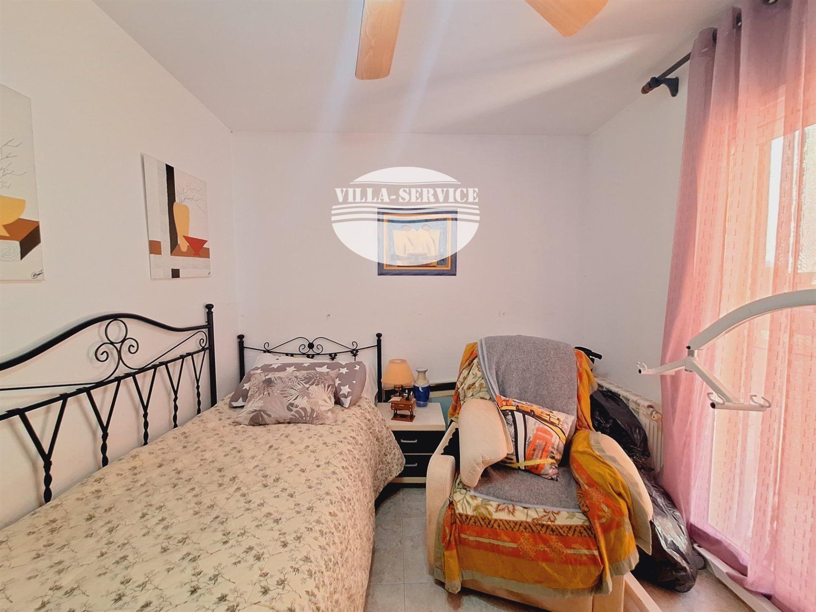 image PRECIOSA PLANTA BAJA EN EL CORAZÓN DE CUBELLES 18