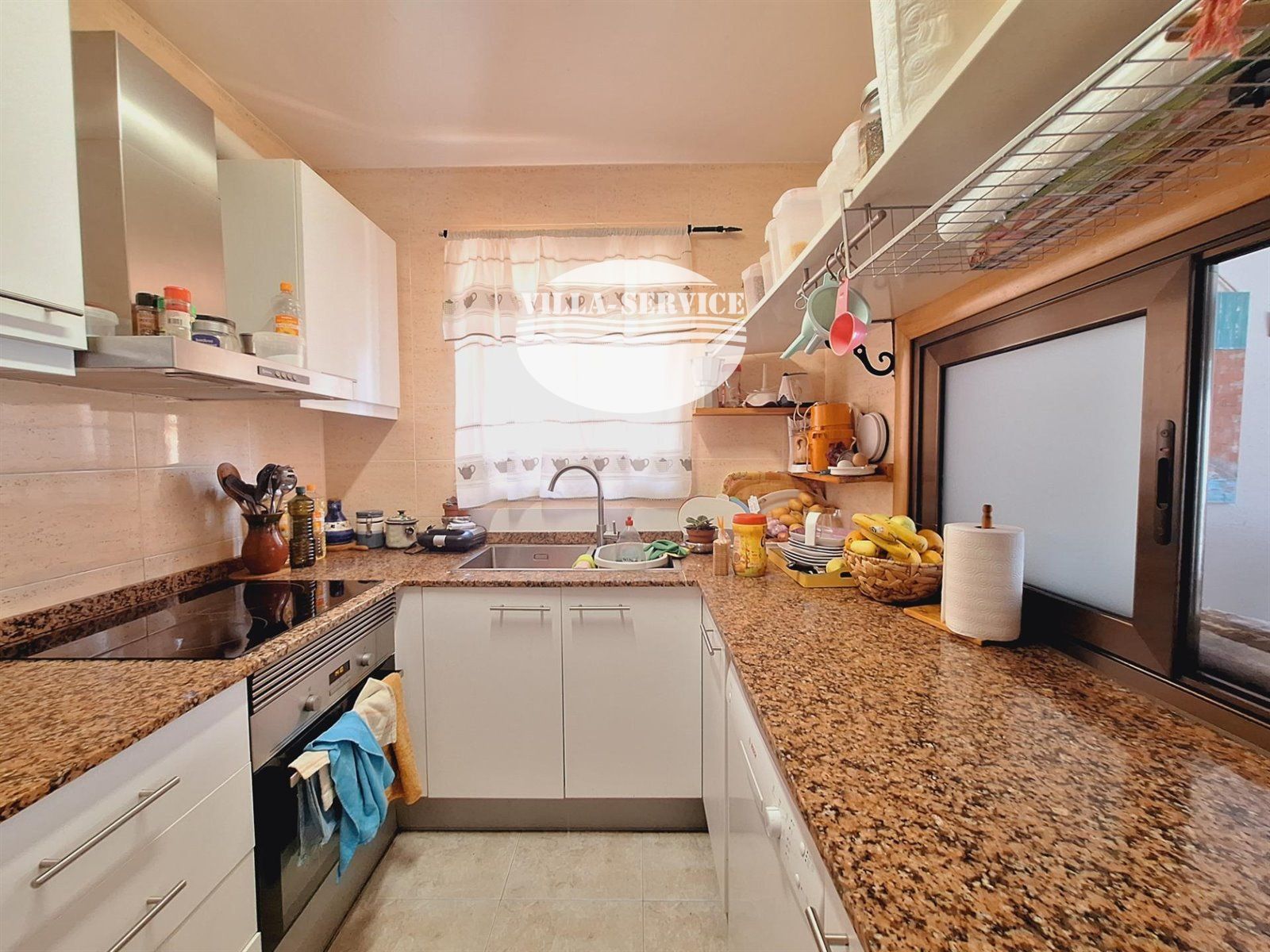 image PRECIOSA PLANTA BAJA EN EL CORAZÓN DE CUBELLES 26