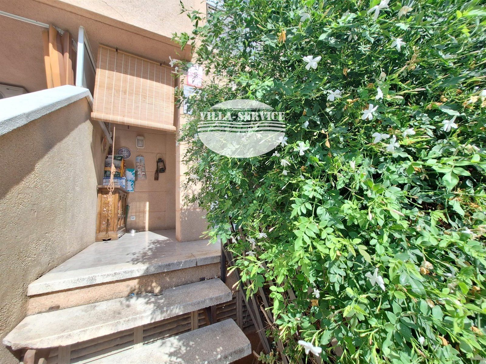 image PRECIOSA PLANTA BAJA EN EL CORAZÓN DE CUBELLES 32