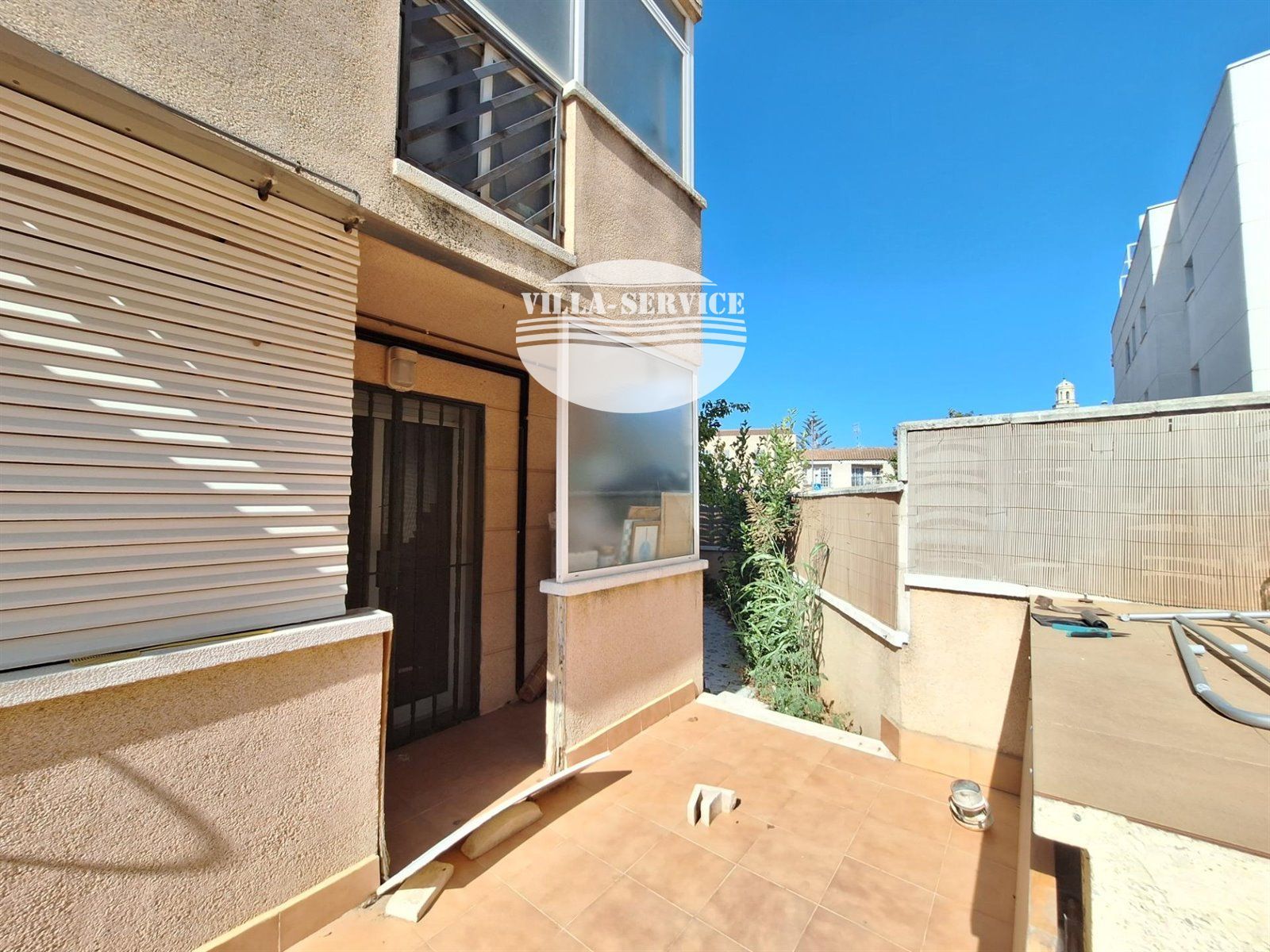 image PRECIOSA PLANTA BAJA EN EL CORAZÓN DE CUBELLES 37