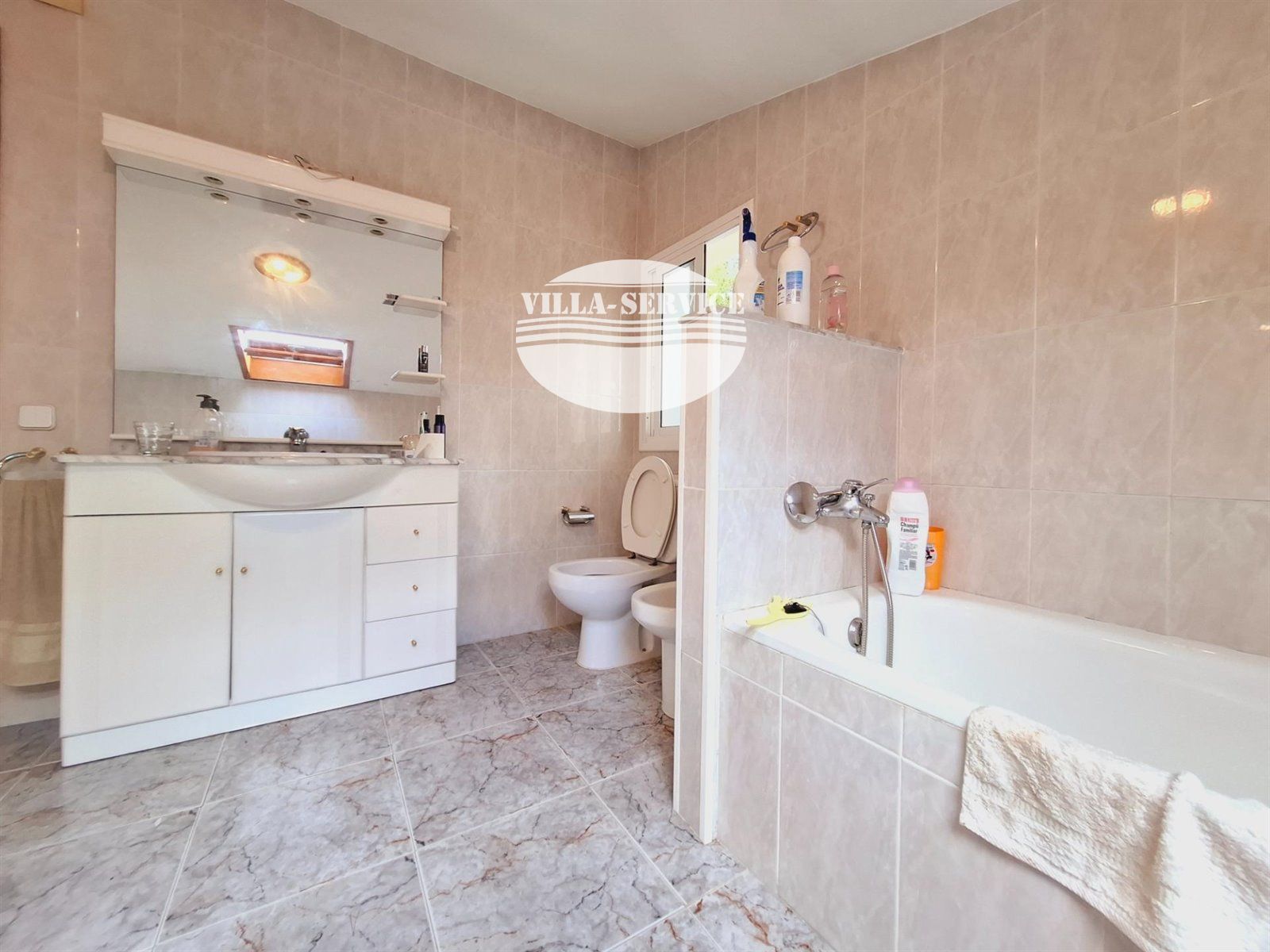 image CHALET INDEPENDIENTE CON PISCINA Y GRAN PARCELA EN VALLDEMAR - CALAFELL ☀️ 45