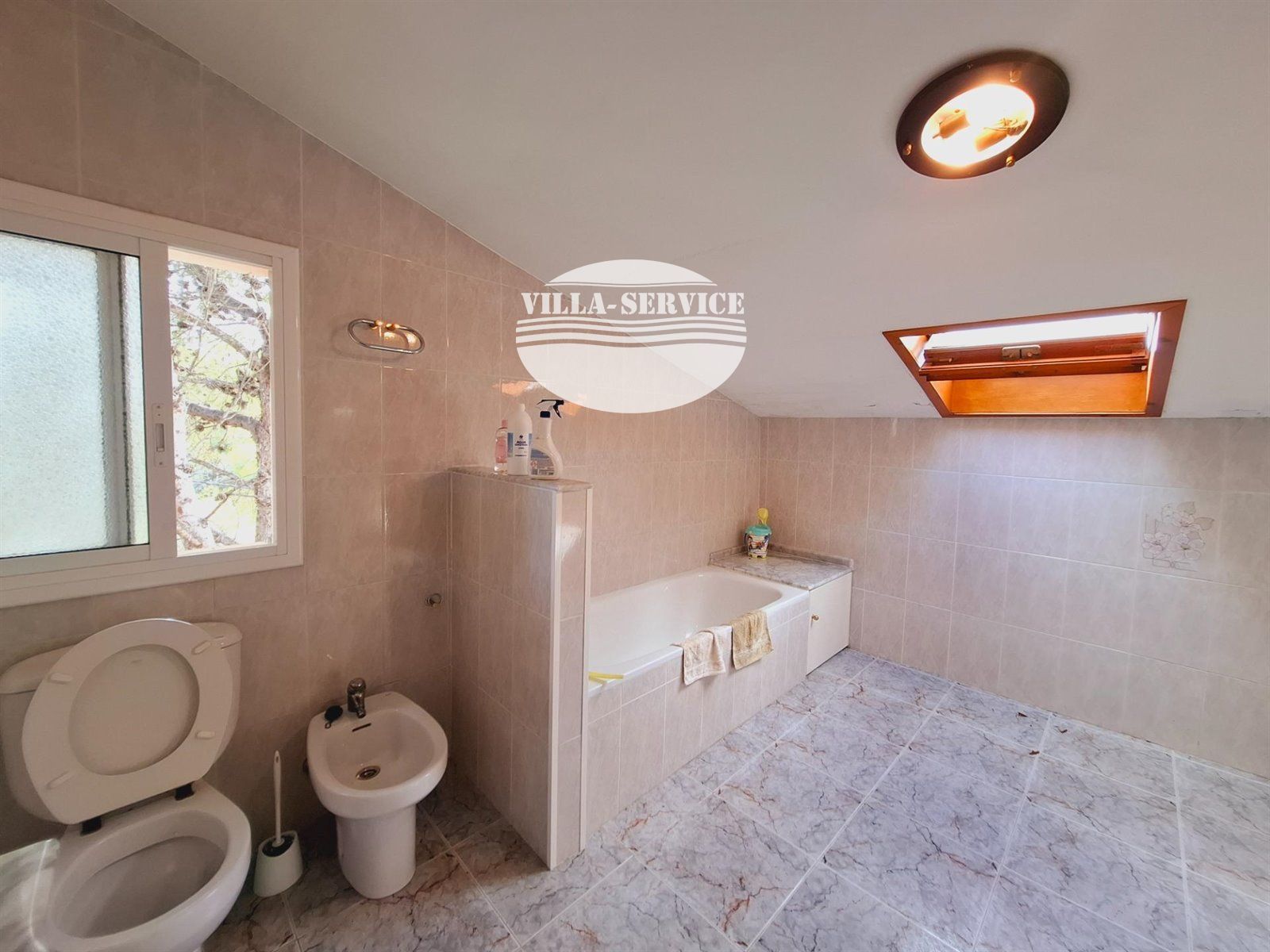 image CHALET INDEPENDIENTE CON PISCINA Y GRAN PARCELA EN VALLDEMAR - CALAFELL ☀️ 46