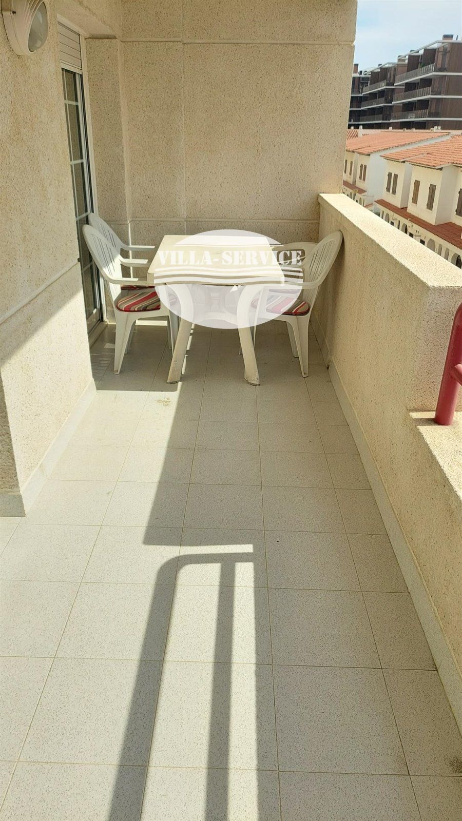 image Estupendo piso de 3 dormitorios en la zona de L´Estany 5