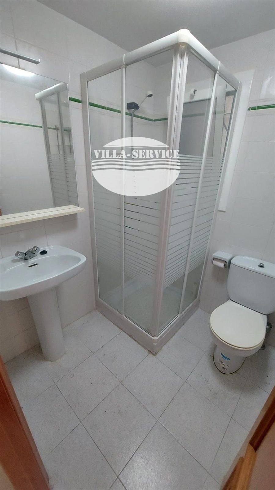 image Estupendo piso de 3 dormitorios en la zona de L´Estany 23