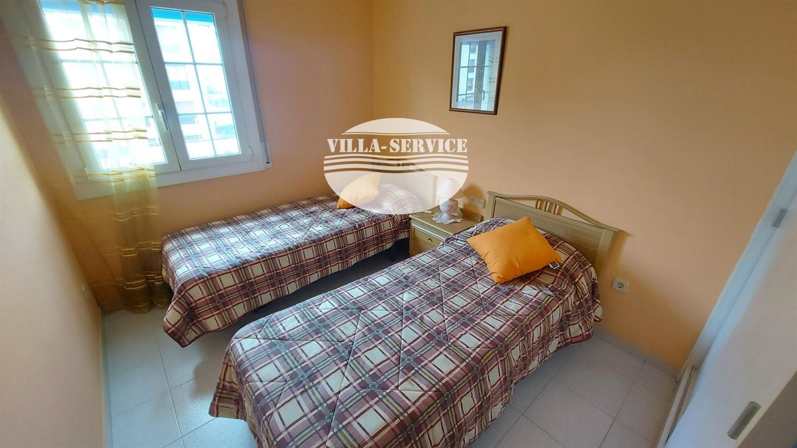 image Estupendo piso de 3 dormitorios en la zona de L´Estany 28