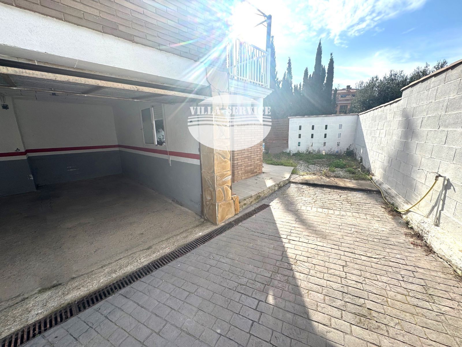 image Chalet independiente con piscina y garaje 42