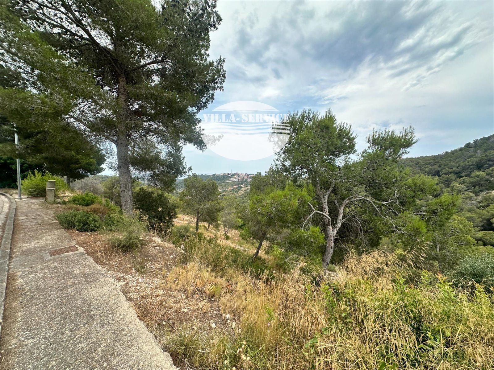 image Oportunidad Única: Solar con Vista al Mar en Valldemar 1
