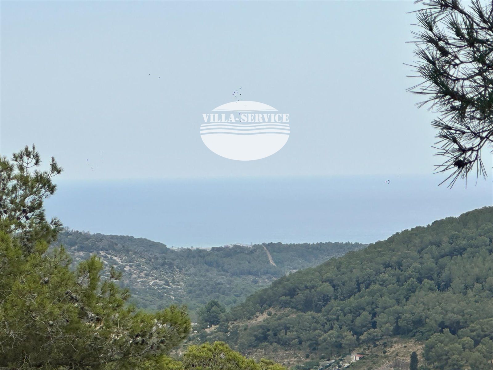 image Oportunidad Única: Solar con Vista al Mar en Valldemar 3
