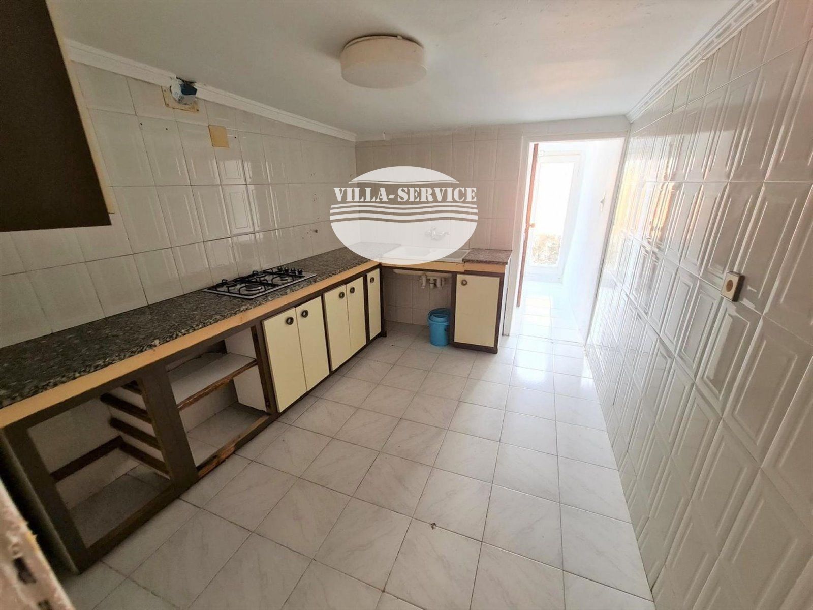 image Casa de Pueblo Reformada con Estilo en el Corazón del Pueblo 1