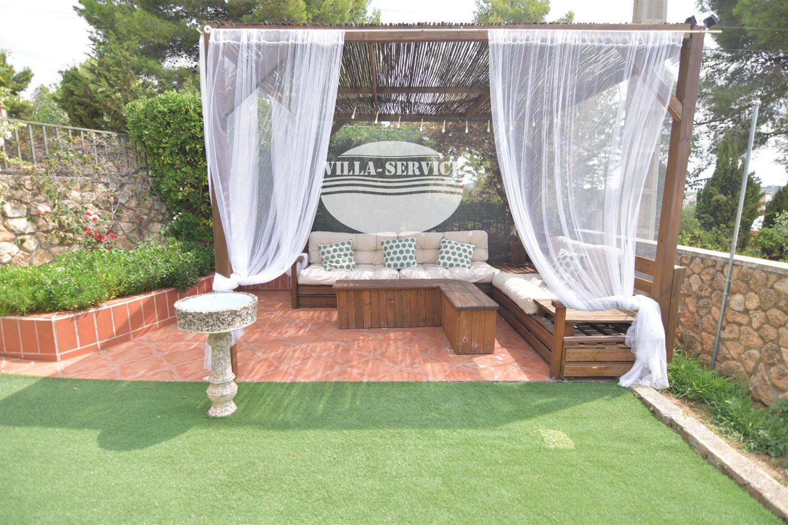 image Encantadora Casa en Mas Mateu con Piscina y Licencia Turística 15