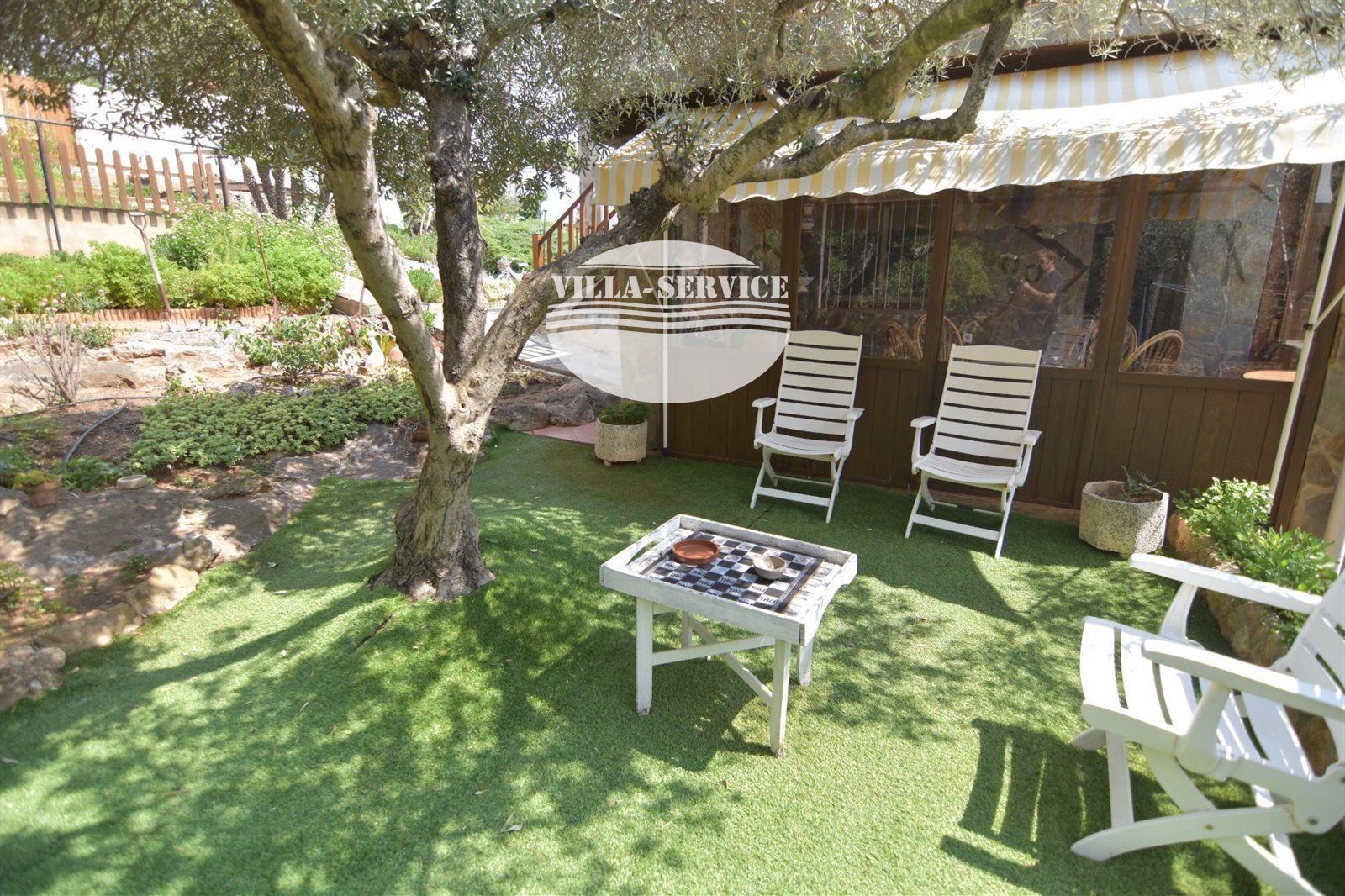 image Encantadora Casa en Mas Mateu con Piscina y Licencia Turística 26