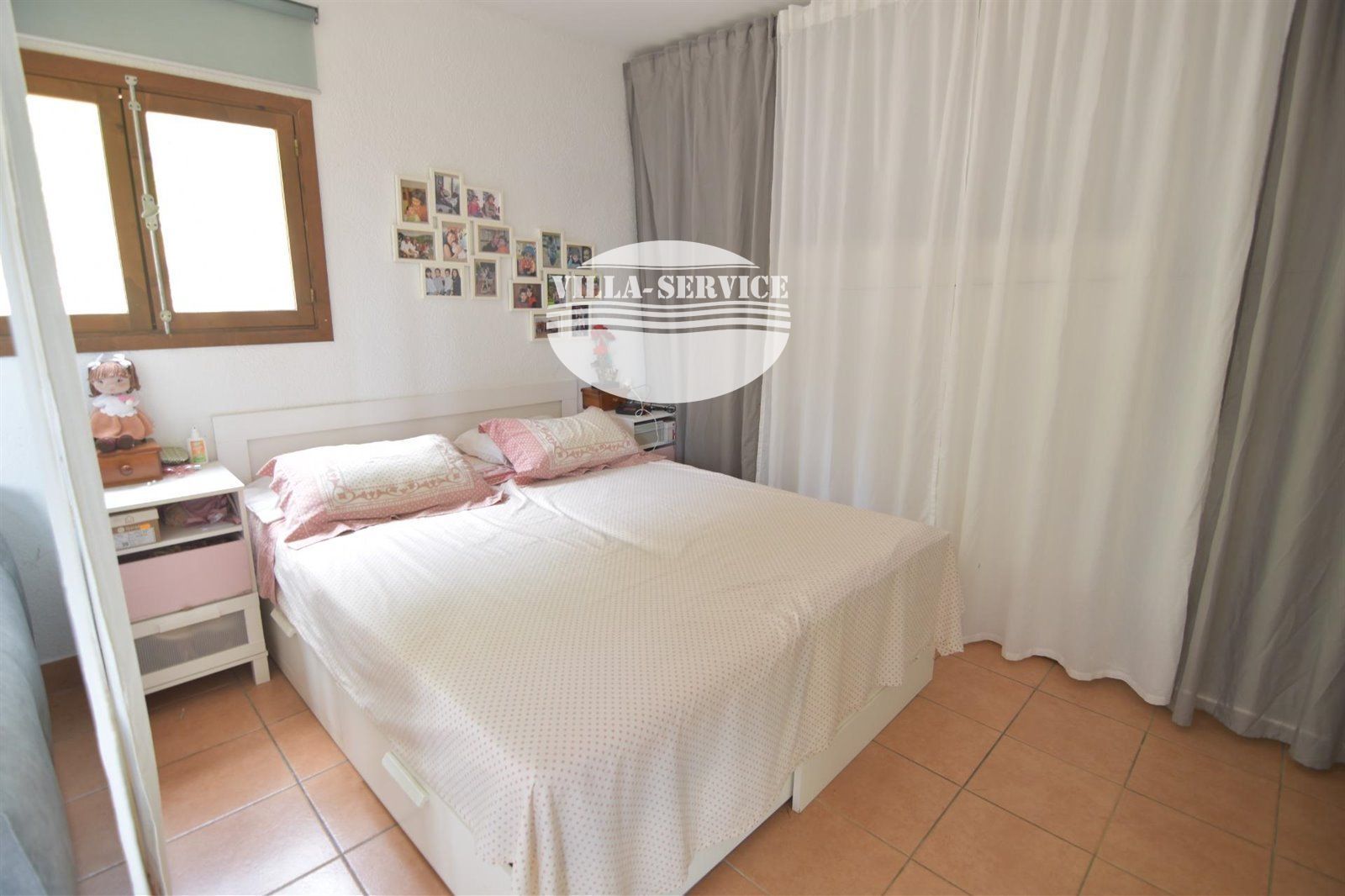 image Encantadora Casa en Mas Mateu con Piscina y Licencia Turística 39