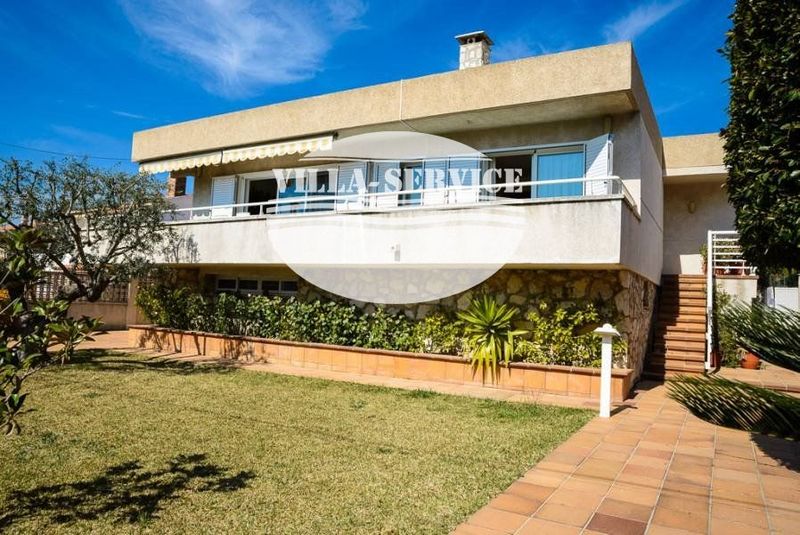 Chalet Independiente en venta Calafell, Tarragona. Ref: 1520. Villaservice