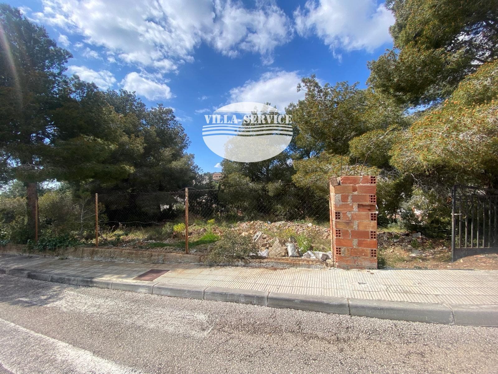 GRAN TERRENO URBANO DE OPORTUNIDAD EN SEGUR DE CALAFELL