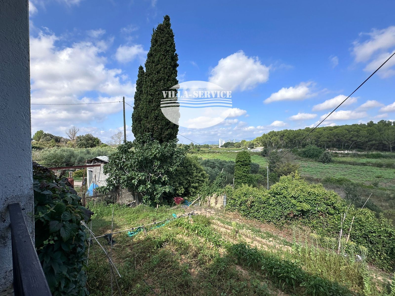 image Piso en Castellet y La Gornal con gran parcela 3