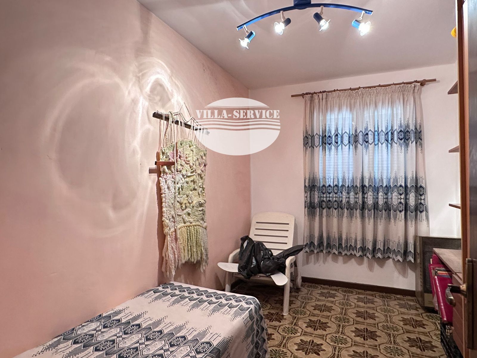 image Piso en Castellet y La Gornal con gran parcela 11