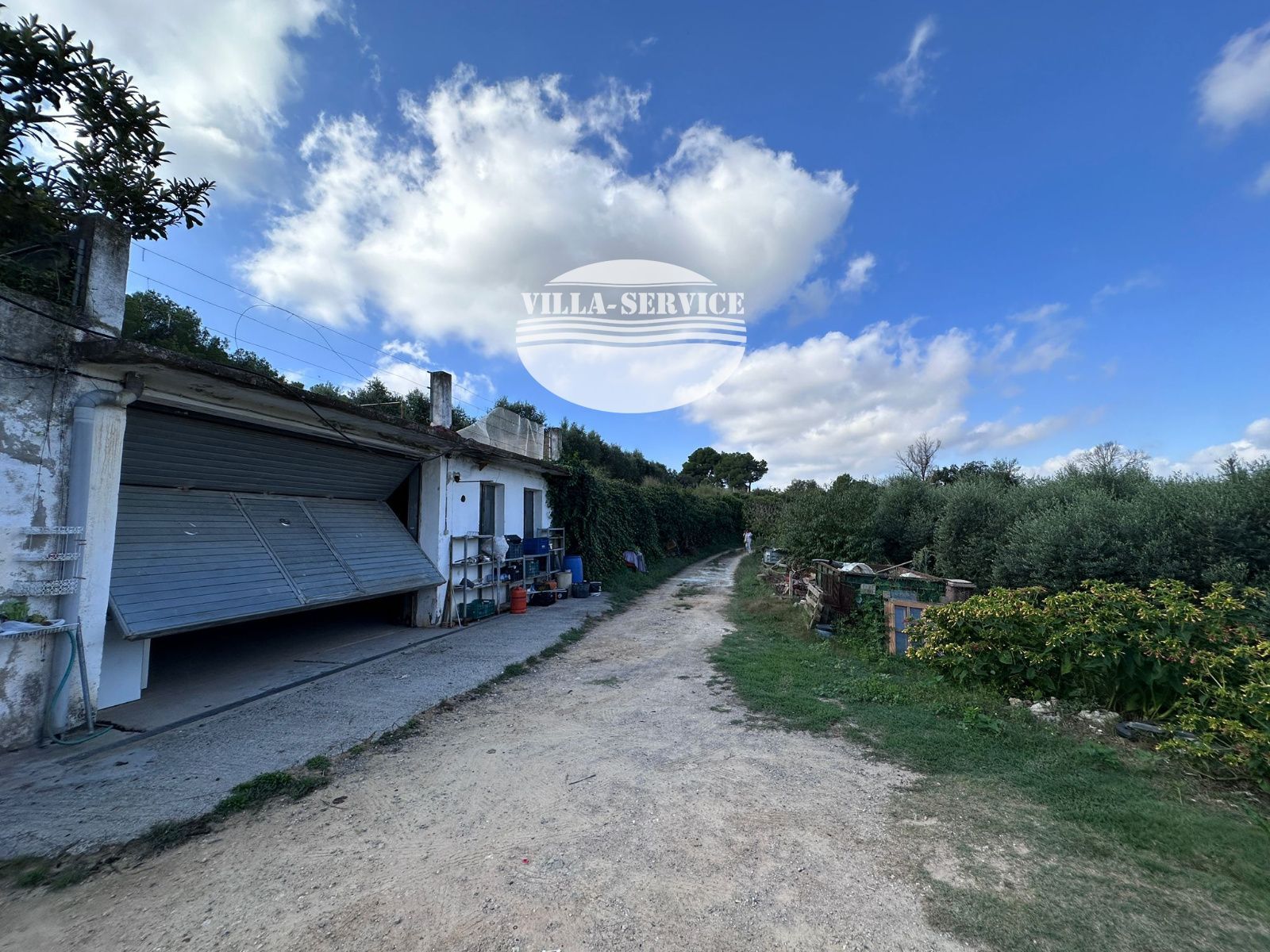 image Piso en Castellet y La Gornal con gran parcela 23