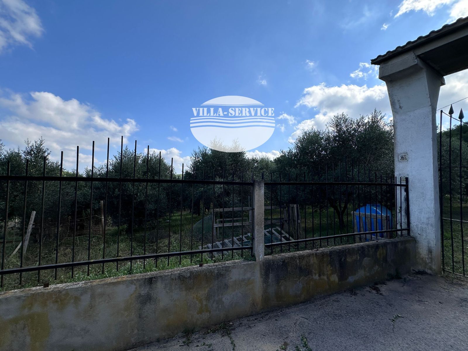 image Piso en Castellet y La Gornal con gran parcela 24