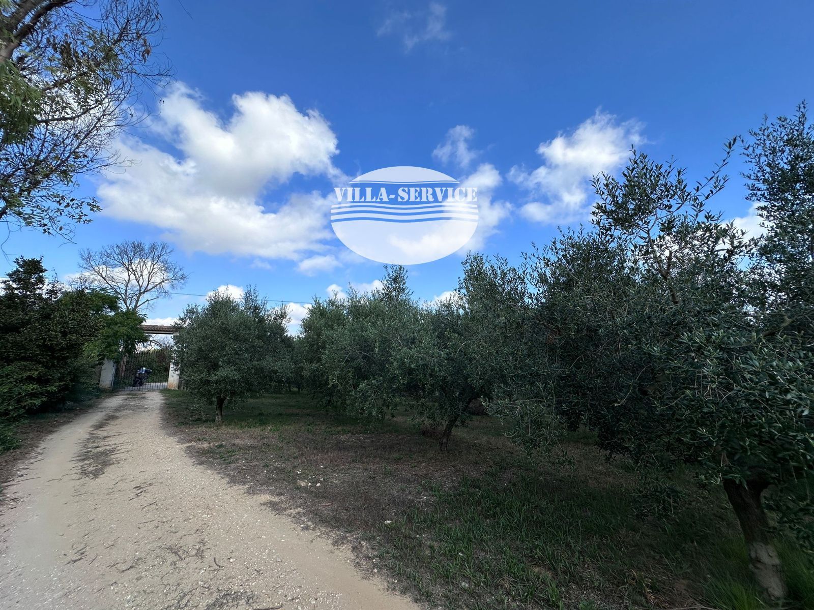 image Piso en Castellet y La Gornal con gran parcela 25