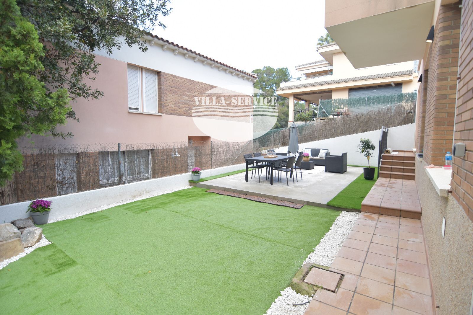 image Casa totalmente reformada en venta 4