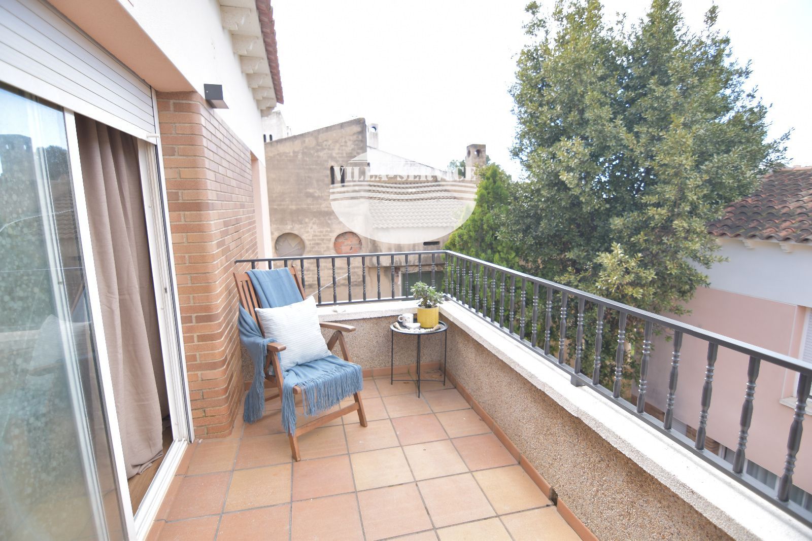 image Casa totalmente reformada en venta 14