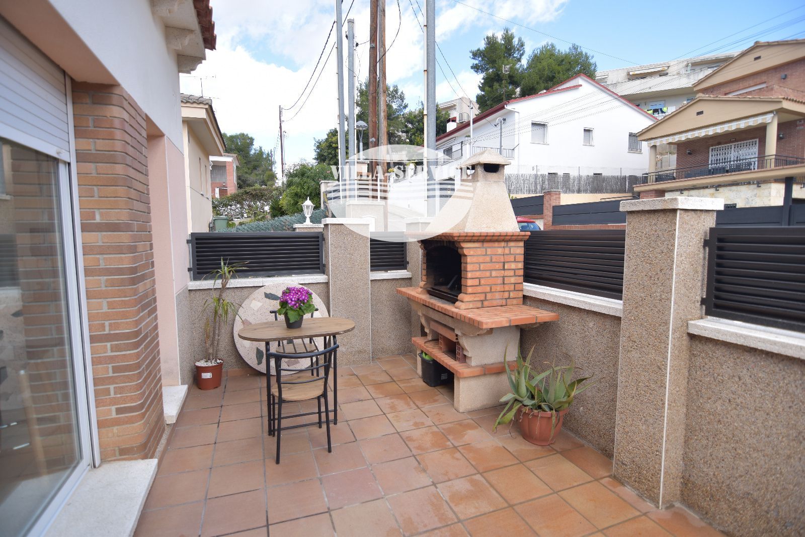 image Casa totalmente reformada en venta 9