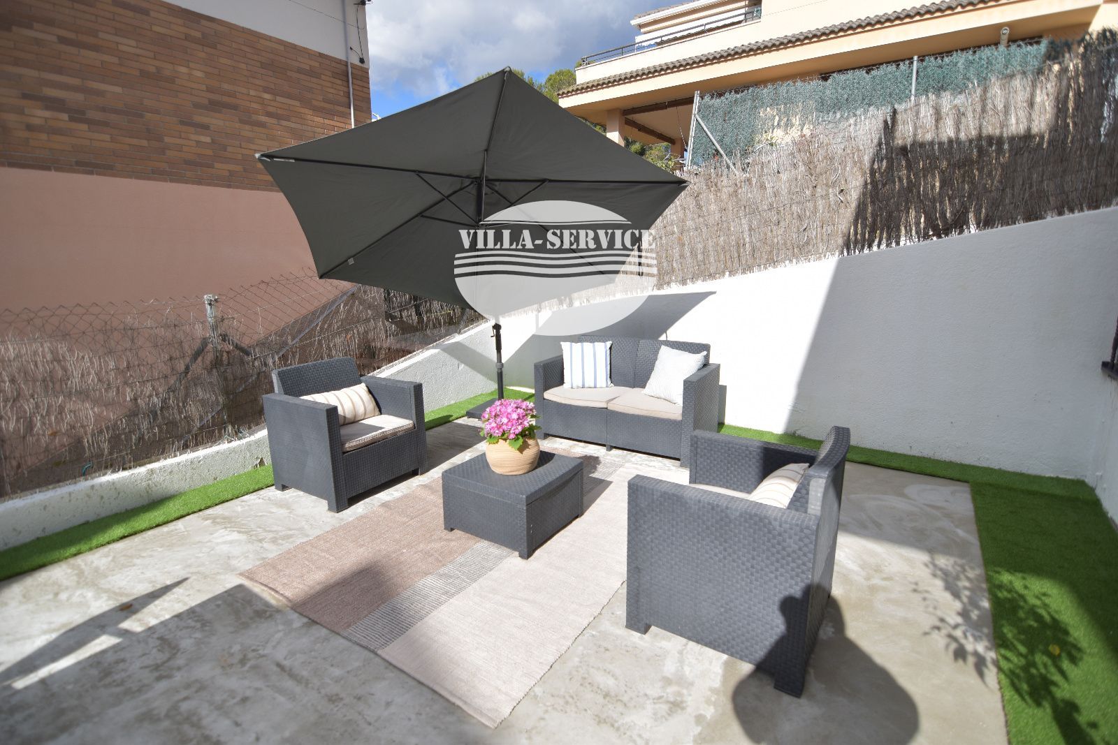 image Casa totalmente reformada en venta 6