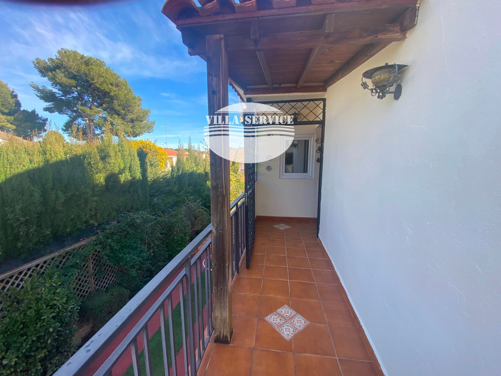 image VENTA DE CHALET INDEPENDIENTE DE 5 HABITACIONES EN CUNIT!!! 6