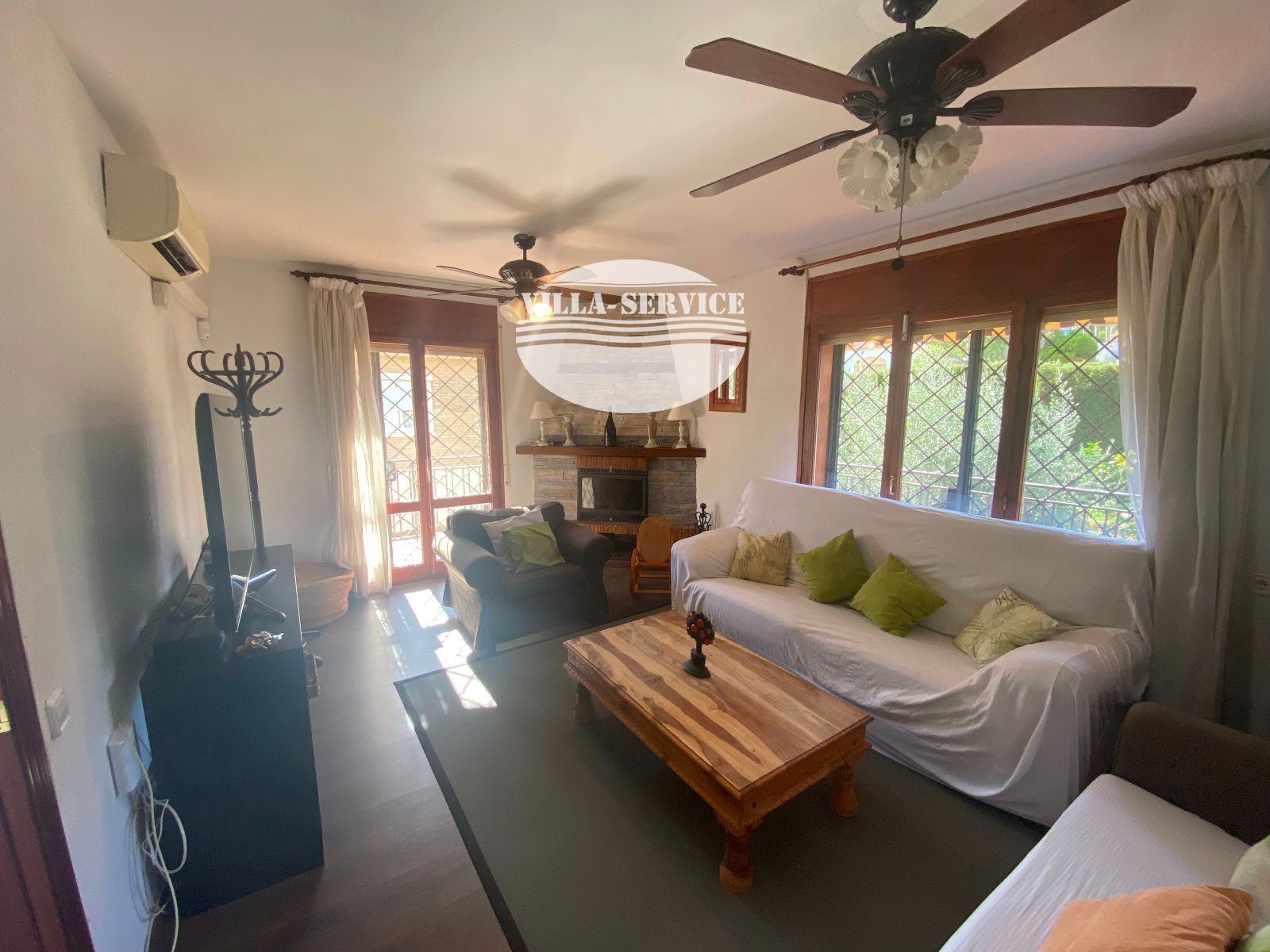 image VENTA DE CHALET INDEPENDIENTE DE 5 HABITACIONES EN CUNIT!!! 8