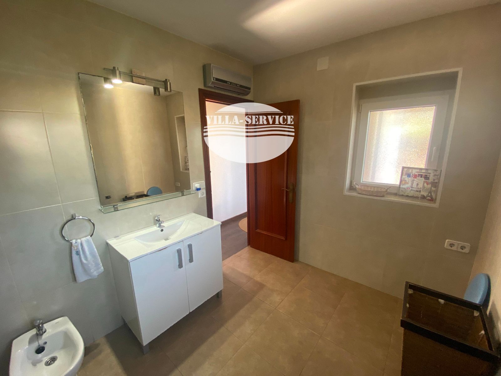 image VENTA DE CHALET INDEPENDIENTE DE 5 HABITACIONES EN CUNIT!!! 15