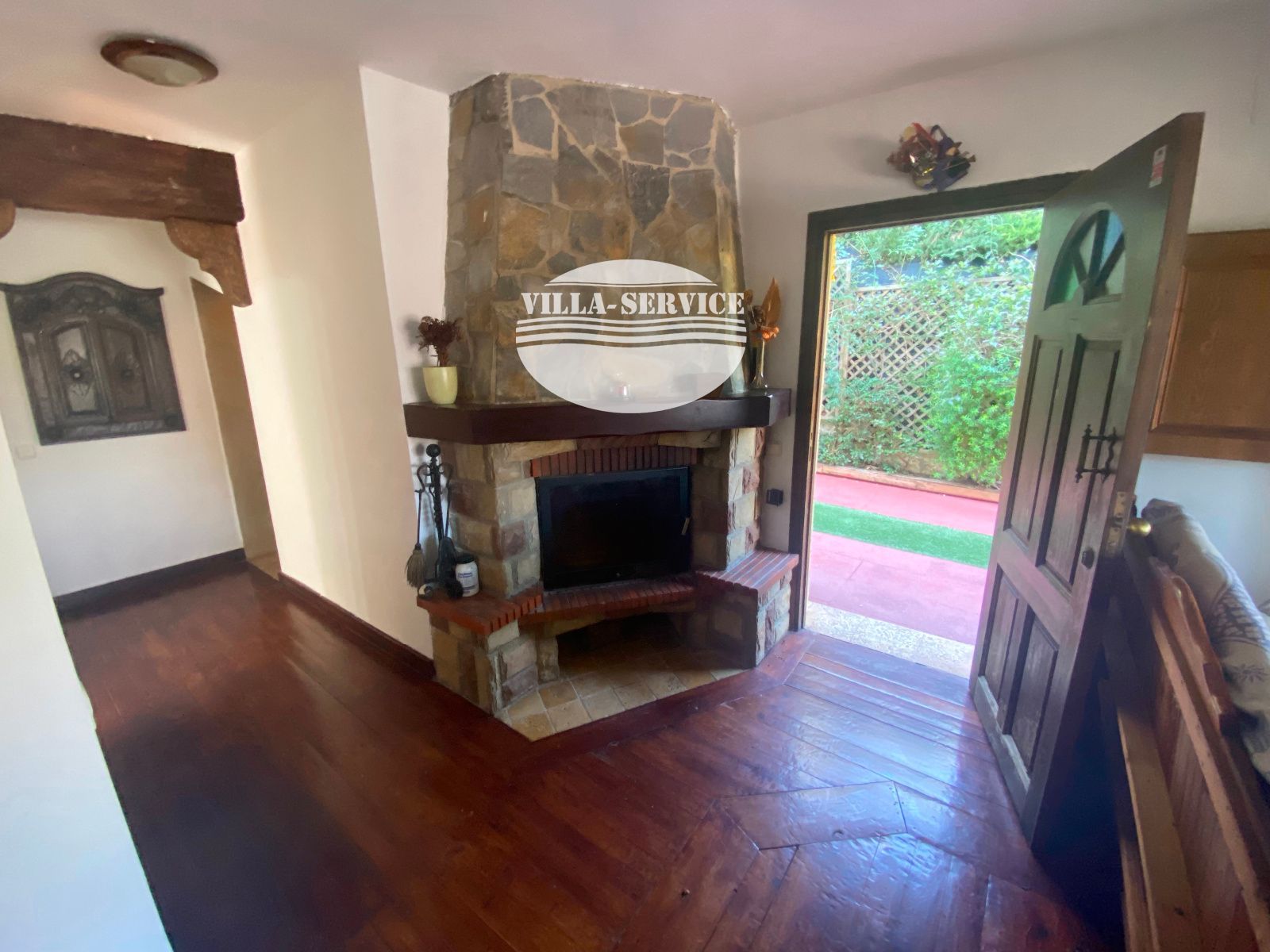 image VENTA DE CHALET INDEPENDIENTE DE 5 HABITACIONES EN CUNIT!!! 35