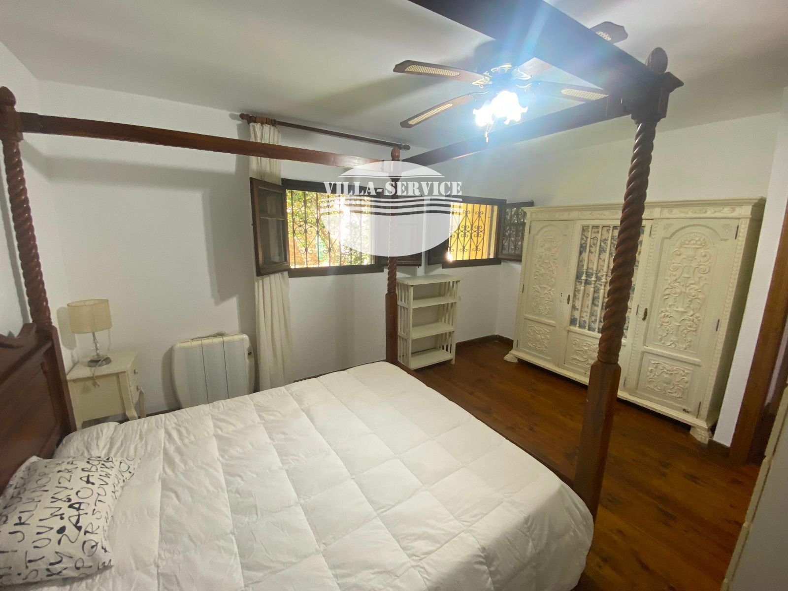 image VENTA DE CHALET INDEPENDIENTE DE 5 HABITACIONES EN CUNIT!!! 40