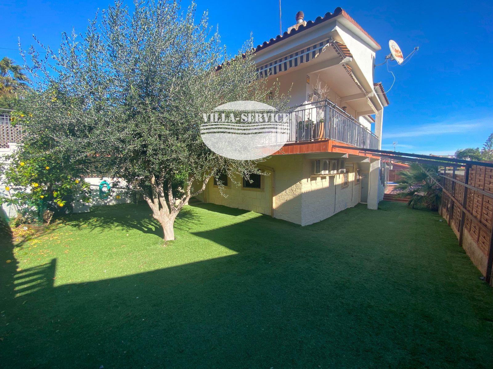image VENTA DE CHALET INDEPENDIENTE DE 5 HABITACIONES EN CUNIT!!! 57