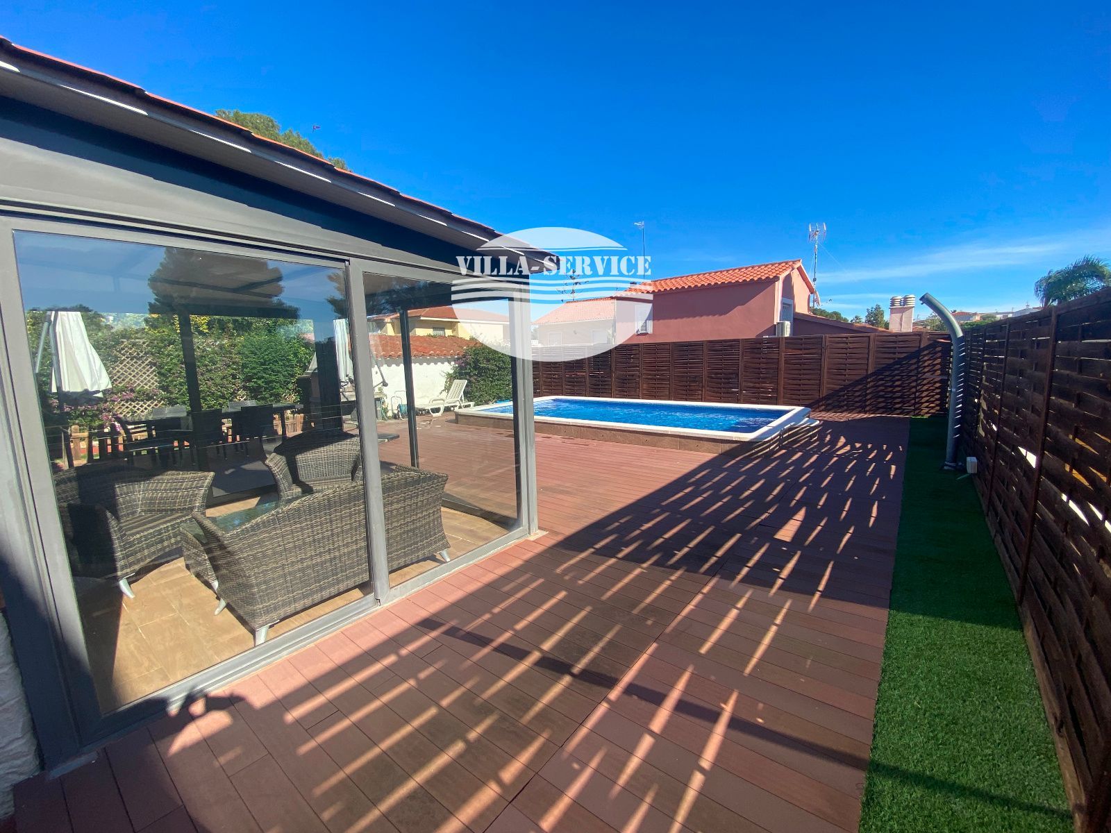 image VENTA DE CHALET INDEPENDIENTE DE 5 HABITACIONES EN CUNIT!!! 62