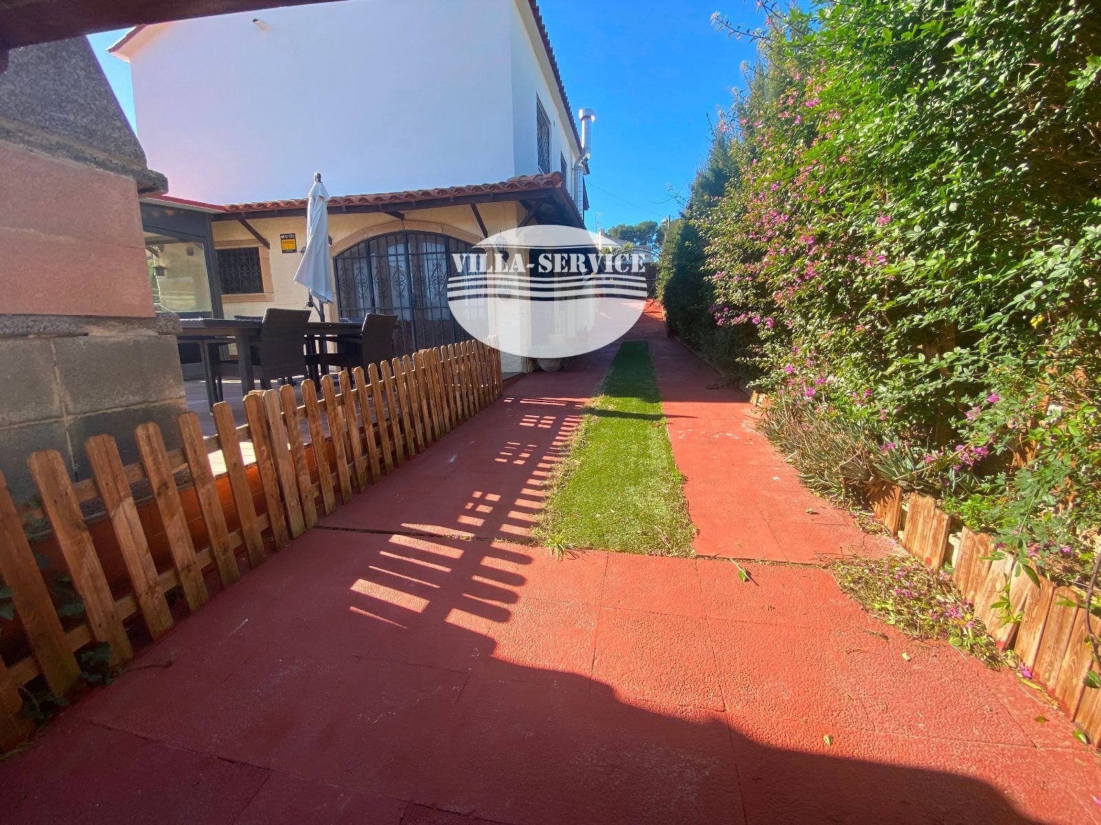 image VENTA DE CHALET INDEPENDIENTE DE 5 HABITACIONES EN CUNIT!!! 79
