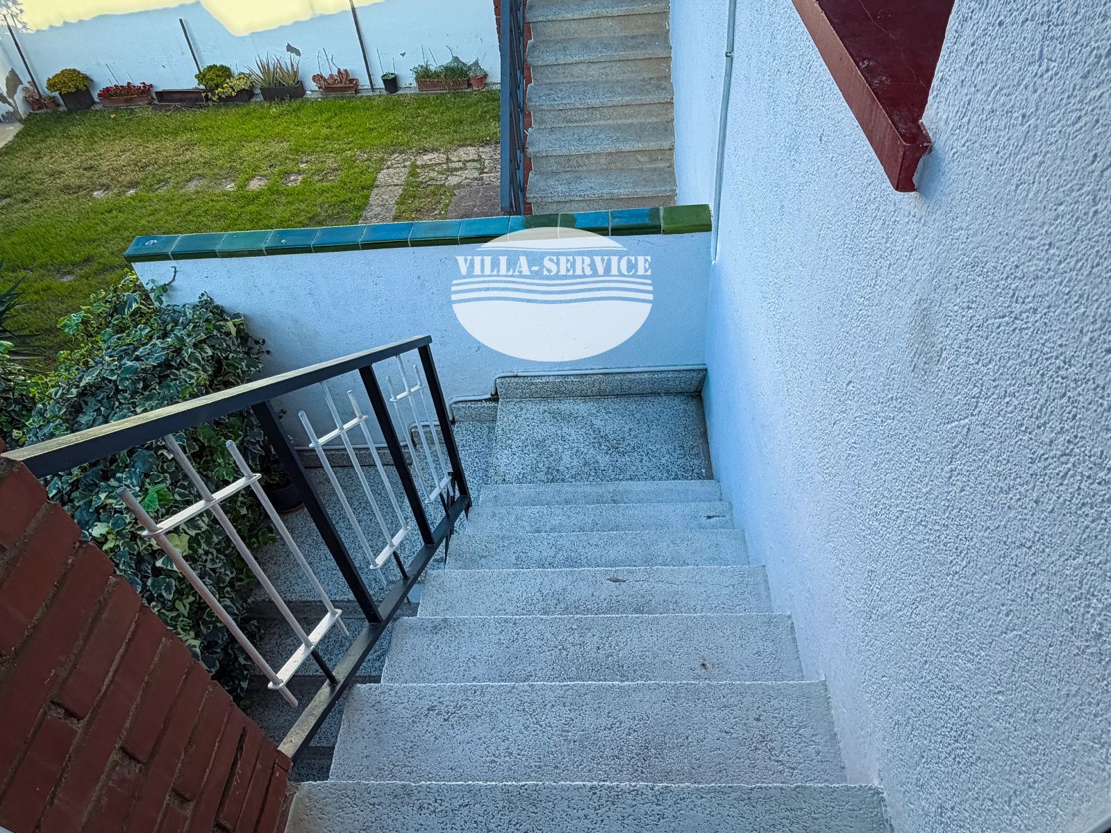 image Vivienda en adosado esquinero exclusivo con jardín de 120m² y chimenea junto al mar 🌊⚓ 17