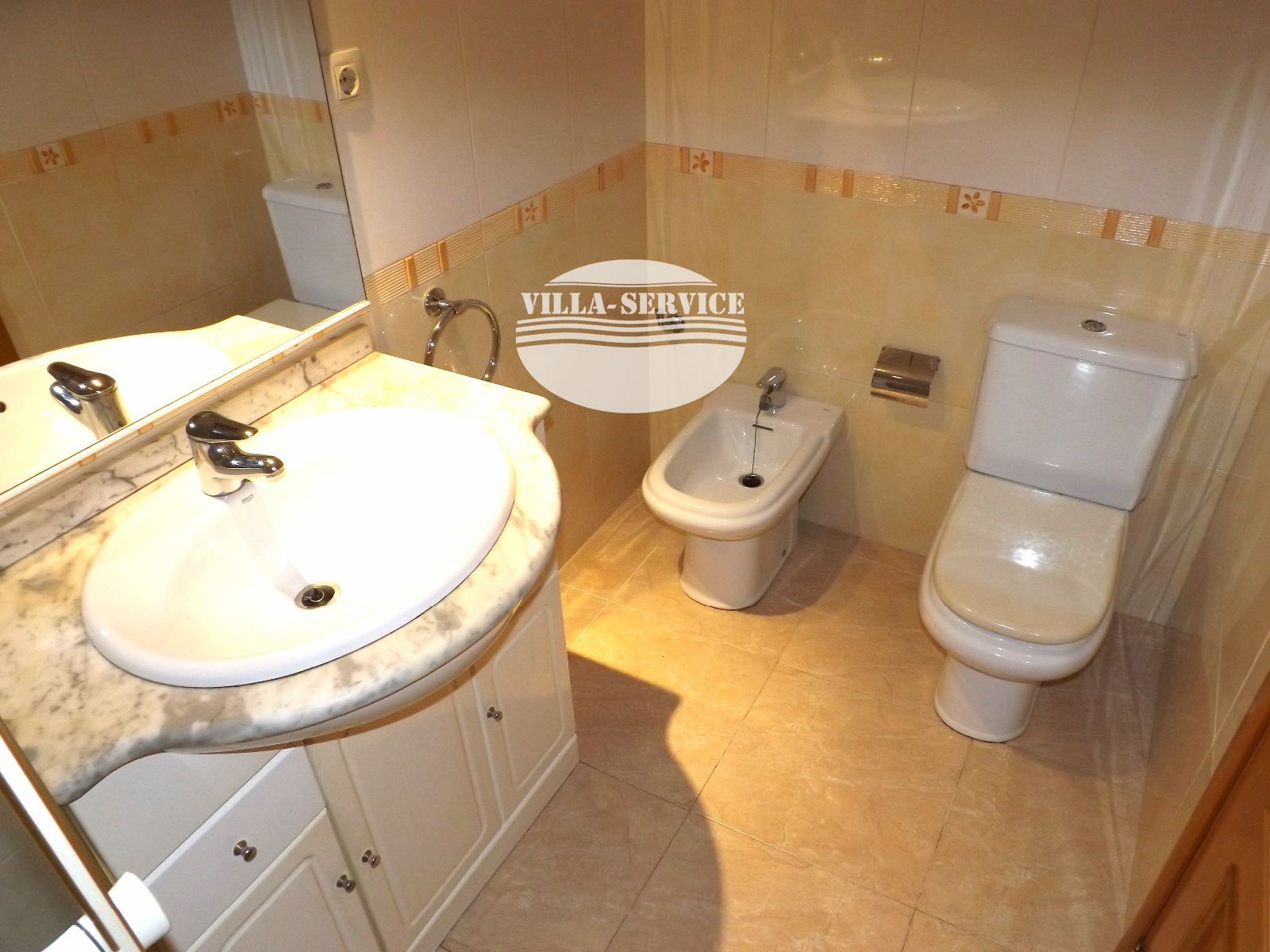 image Vivir en el corazón de Calafell Pueblo: Comodidad y estilo de vida 17