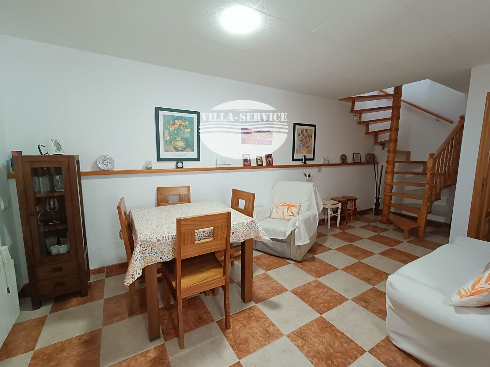 image Amplia casa individual 13