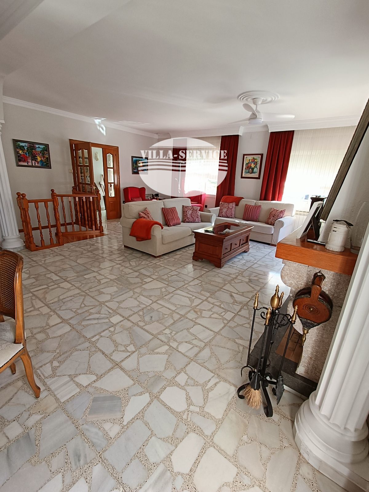 image Amplia casa individual 2