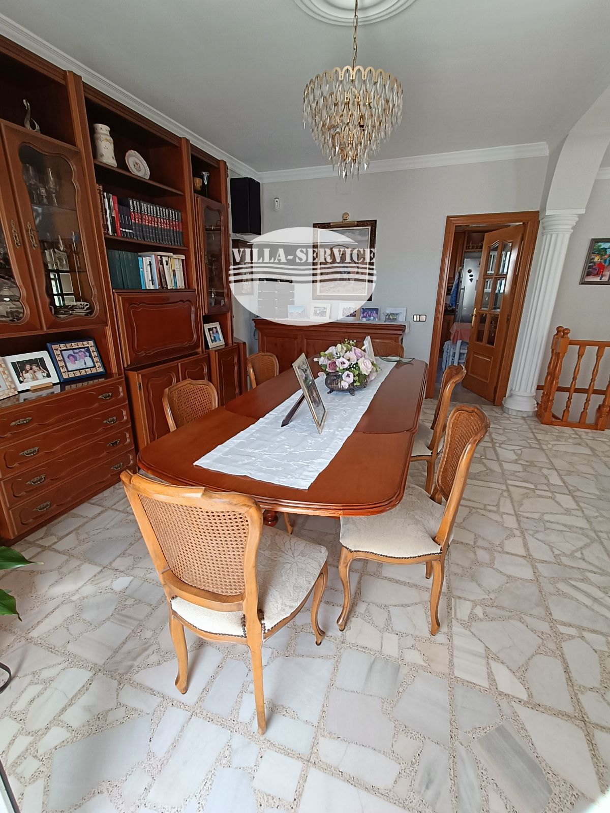 image Amplia casa individual 3