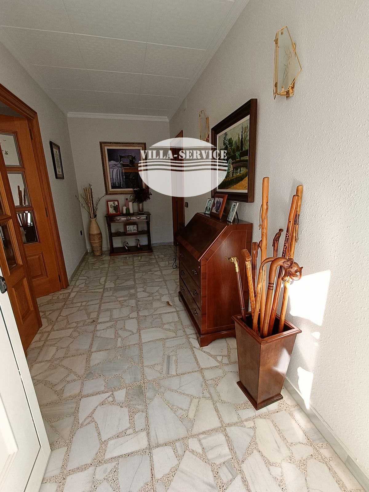 image Amplia casa individual 11