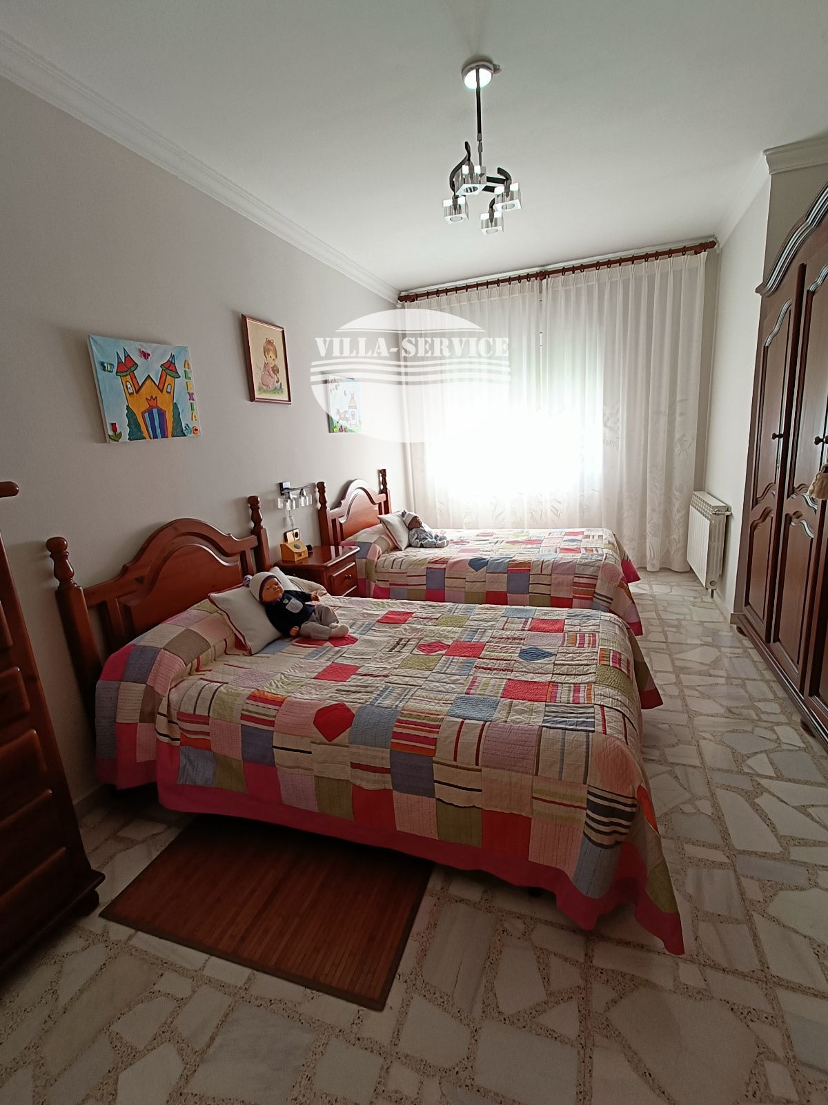 image Amplia casa individual 7